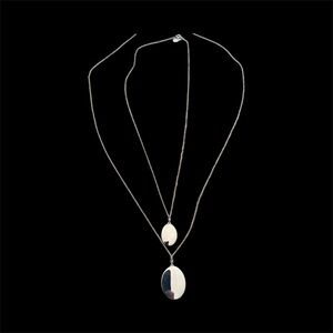 Silver Oval Pendant Necklaces